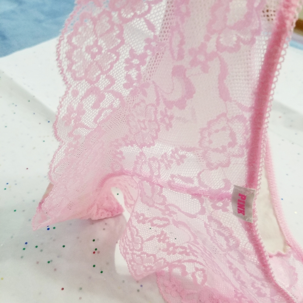 ♥️NWOT PINK Victorias Secret panty small